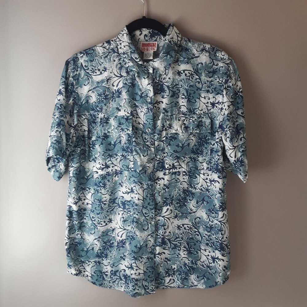 Vintage 100% Silk Short Sleeve Oversized Collared Blue and White Shirt Size S/M